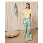 IS COMING - Pantalon large à rayures jaune