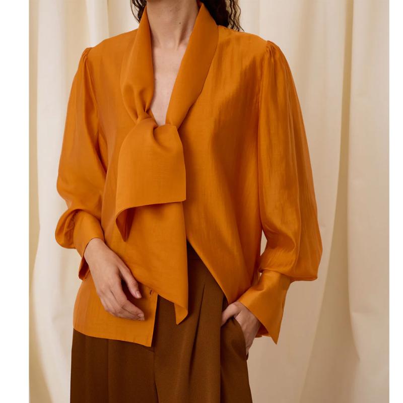 IS COMING - Chemise fluide 