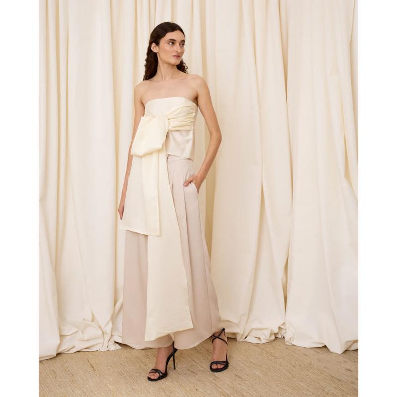 IS COMING - Pantalon large écru